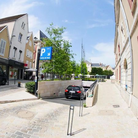 Coeur De Ville, Calme, Spacieux,Parking Et Wifi ! シャルトル エクステリア 写真